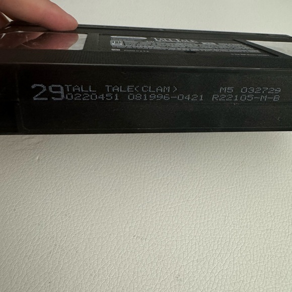 Walt Disney Tall Tale the unbelievable adventure VHS tape - Picture 6 of 7